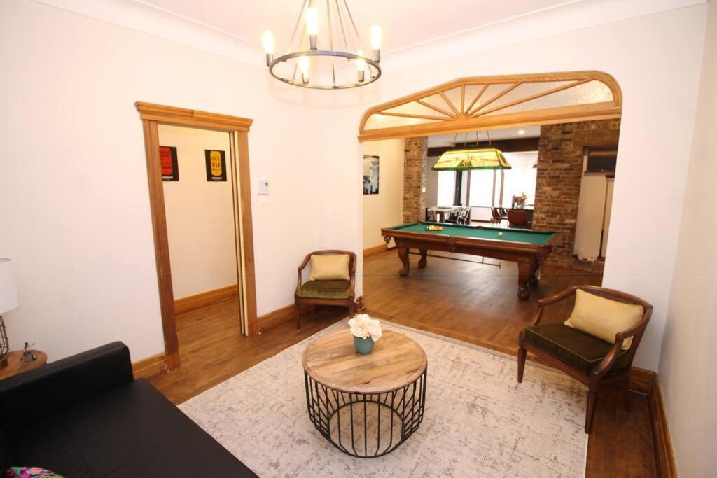 Charm & Luxury Vacation Headquarters To Downtown! Apartment Montreal Exterior photo