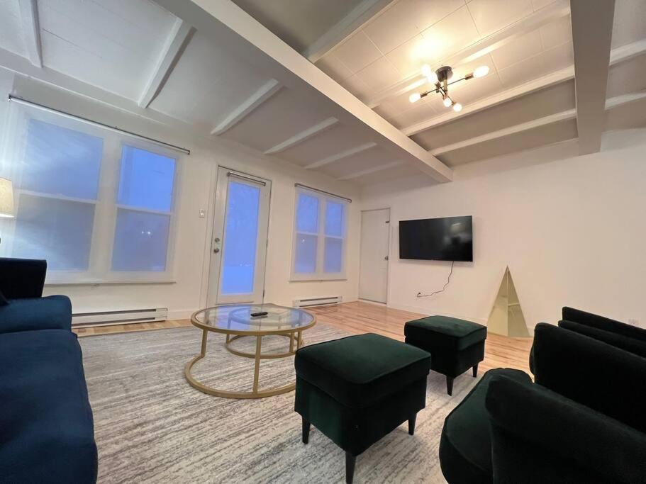 Charm & Luxury Vacation Headquarters To Downtown! Apartment Montreal Exterior photo